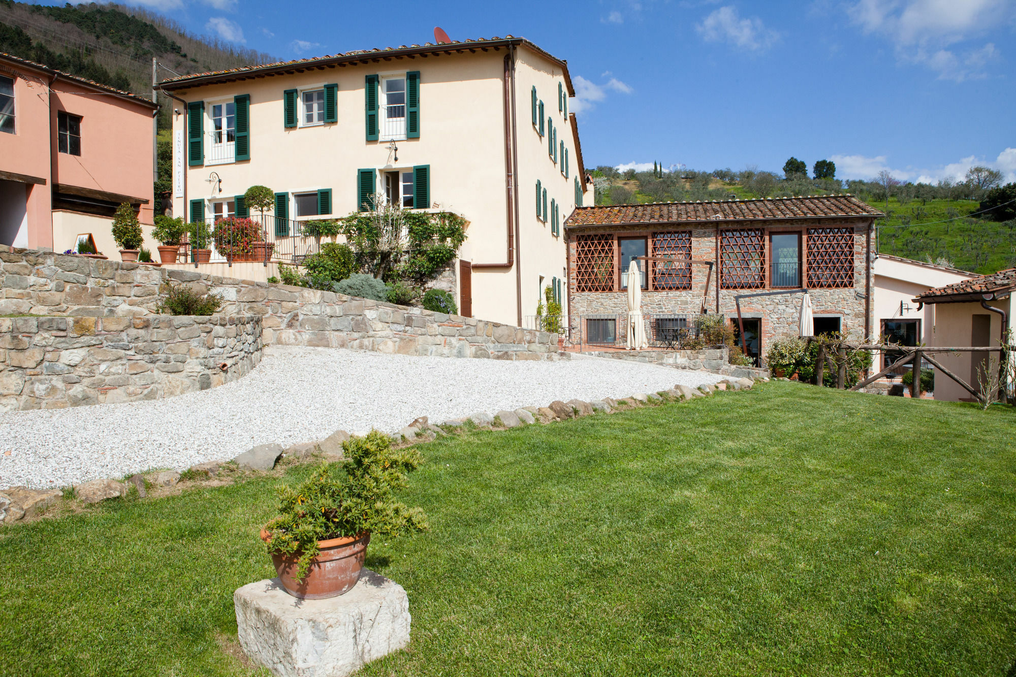 Tenuta San Pietro Luxury Hotel Lucca Eksteriør bilde